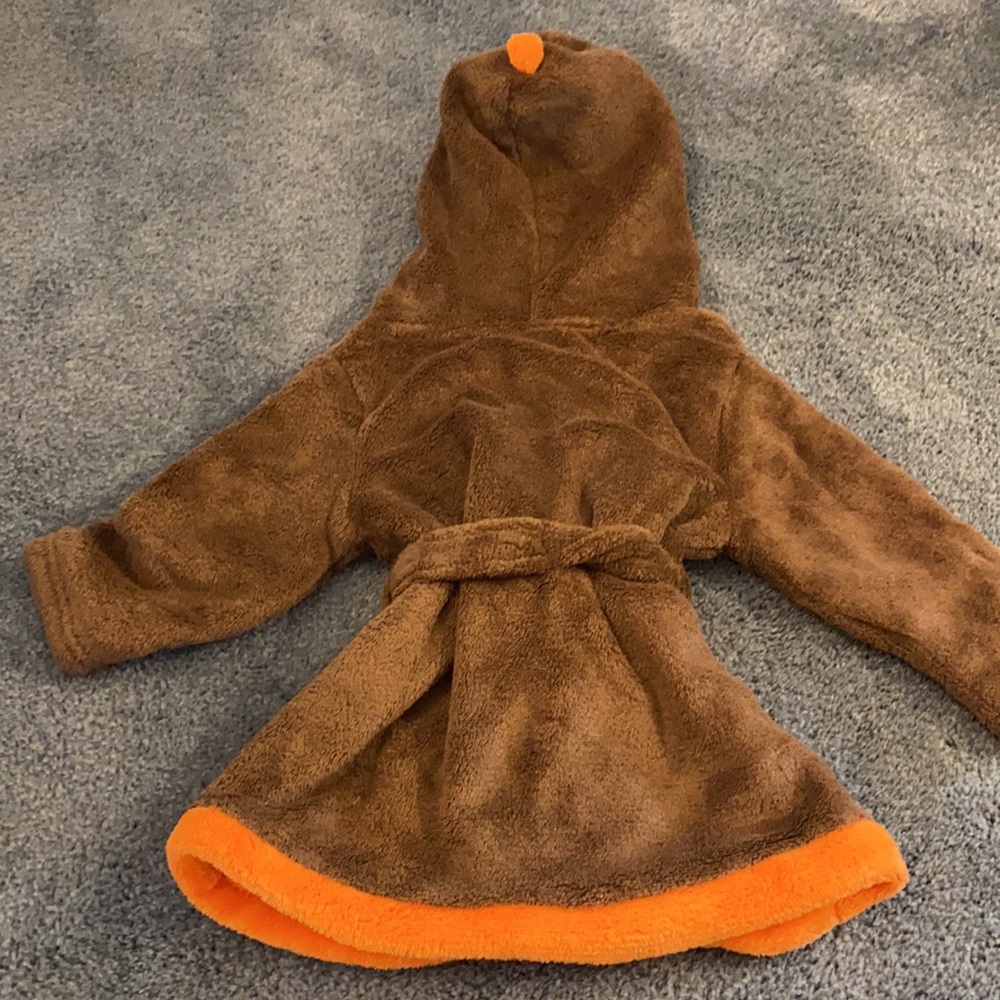 My 1st Thanksgiving Robe - Picture 6 of 6